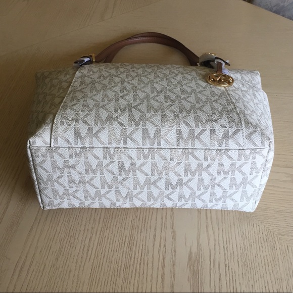 ๐3X HP Michael Kors Vanilla, Luggage Tote Bag - Picture 3 of 11